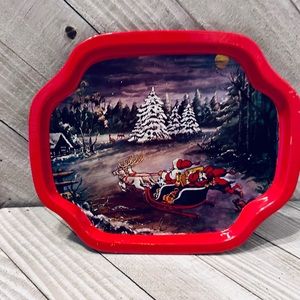 Vintage Christmas Santa Sleigh Reindeer Red Metal Tin Serving‎ Tray 8 Inch
